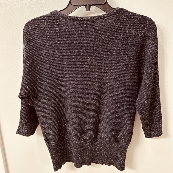 New York & Company Black w/ Silver Metallic V-Neck 3/4 Sleeve Knit Top Sz. Small - Picture 5 of 9
